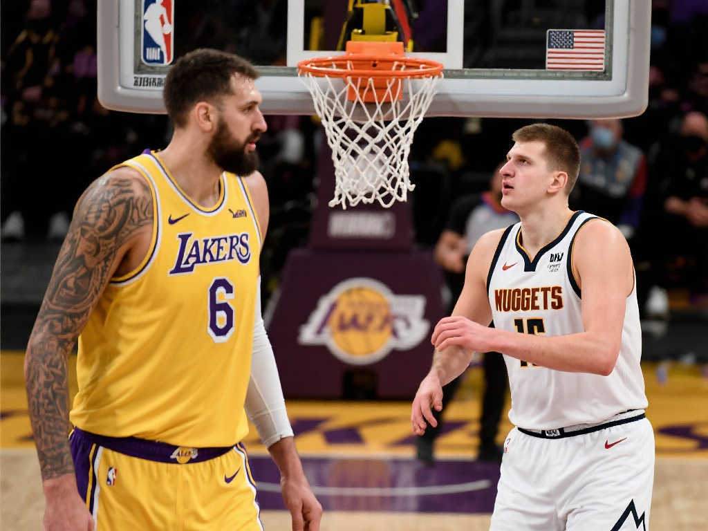 皮球繞過對 皮球繞過對