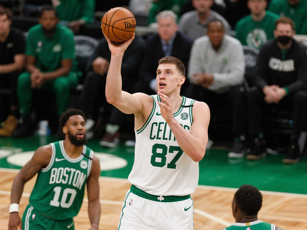 东契奇在场 东契奇在场